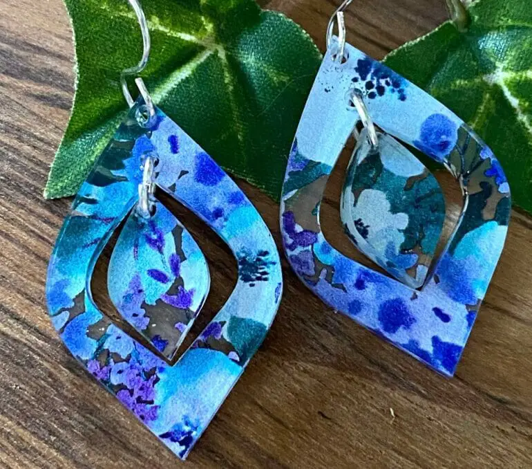 How To Make Laser Cut Acrylic Earrings?