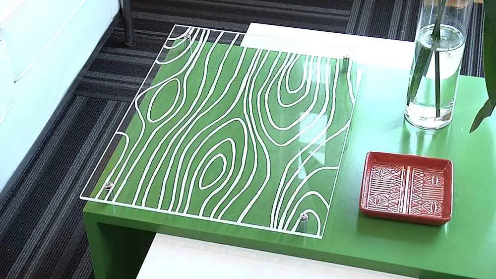 How to Make an Acrylic Table?