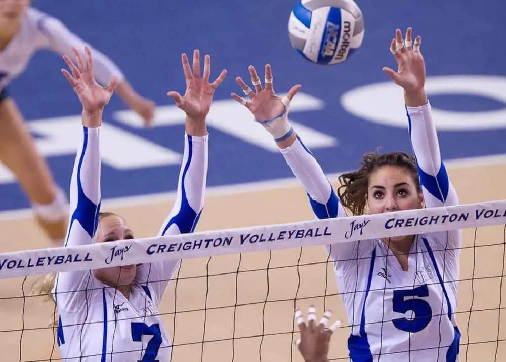 Can You Play Volleyball With Acrylic Nails?