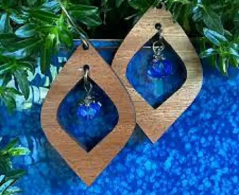 How To Make Laser Cut Acrylic Earrings?