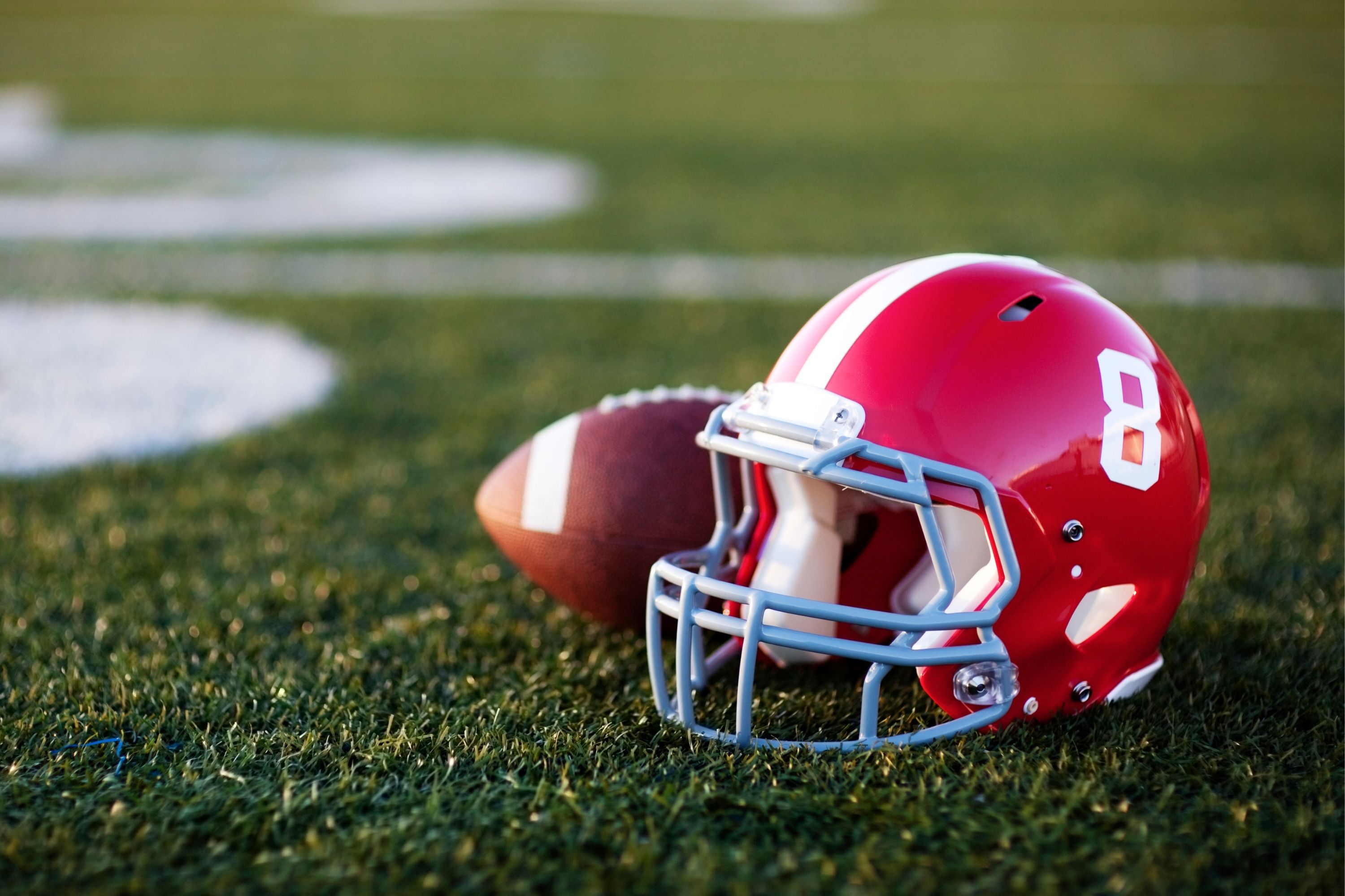 How To Paint A Football Helmet? CraftersMag